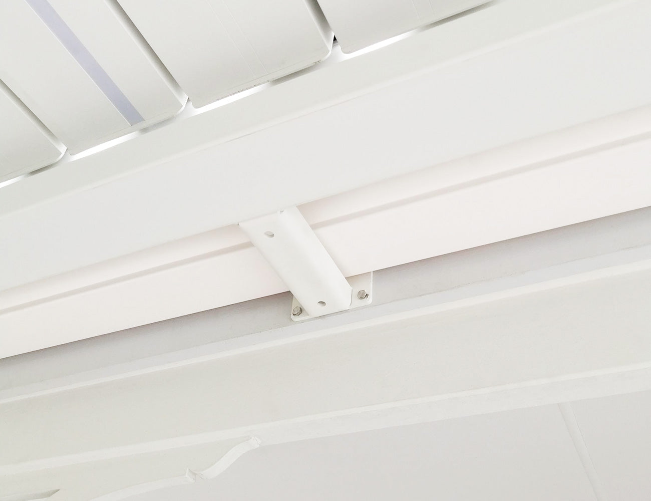 Fascia Wall Mounted Pergola Bracket Color: Black