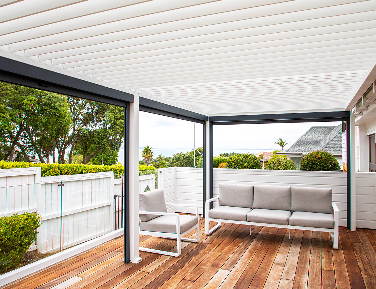 Atlantic 3×3m Manual Freestanding Aluminium Pergola