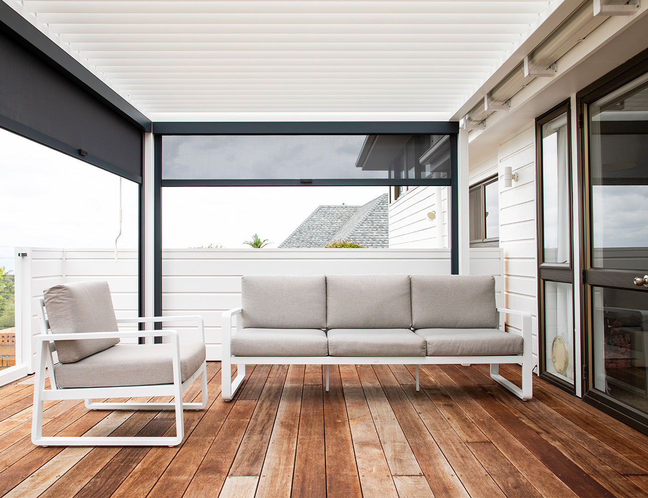 Atlantic 3×3m Manual Freestanding Aluminium Pergola